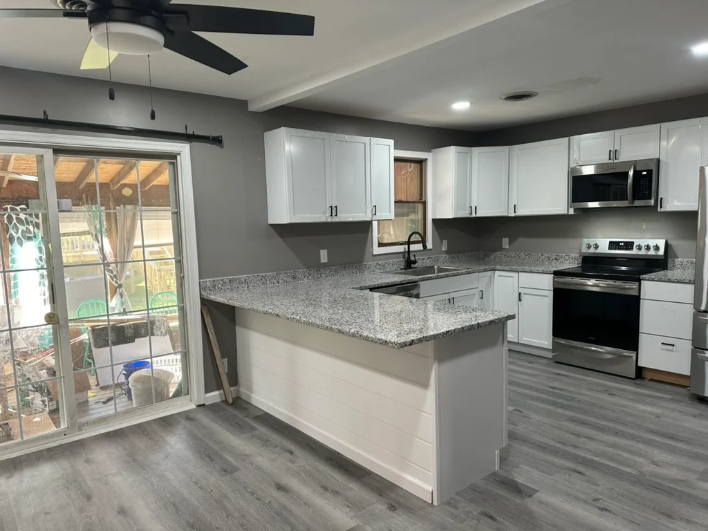 Kitchen remodel completed in the Sarasota area